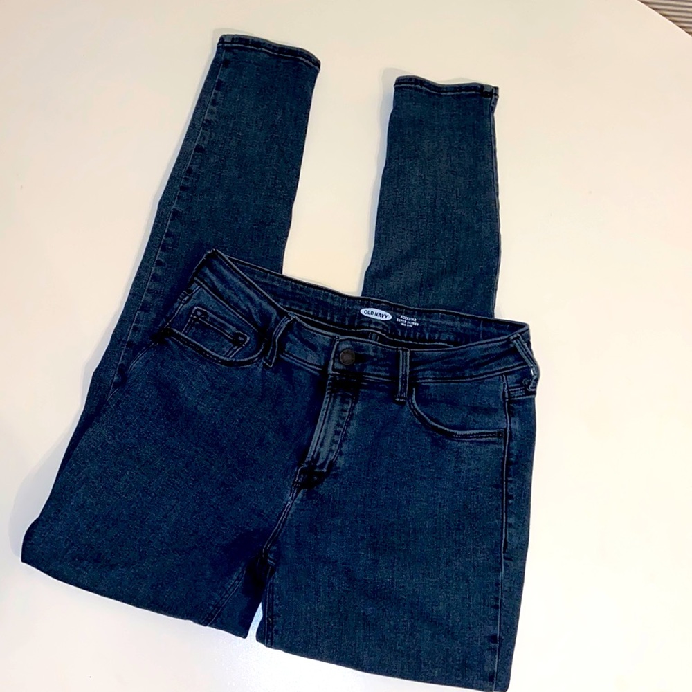 Old Navy Rockstar Super Skinny Mid-Rise | Size 8